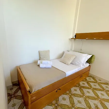 Apartment Felyx - Bright, Spacious, And 100 Mt From The Waves - Lavinio Mare